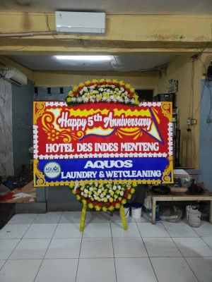 Papan Bunga di Masjid Al Azhar